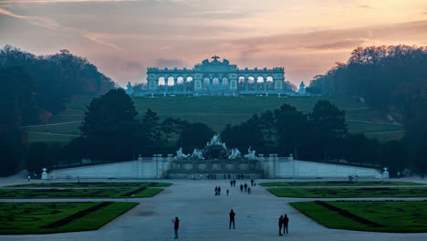 Parque-Del-Palacio-De-Schonbrunn-De-Viena-Otoño